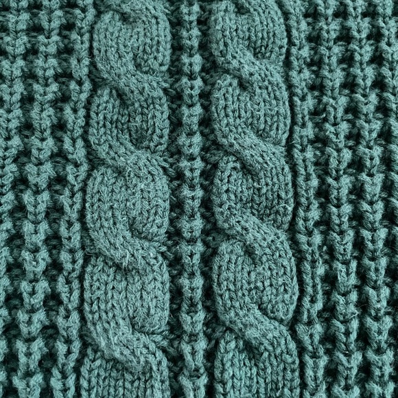 80’s Vintage Sweater - Picture 2 of 5